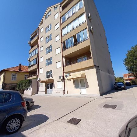 Apartman Pause 特雷比涅 外观 照片
