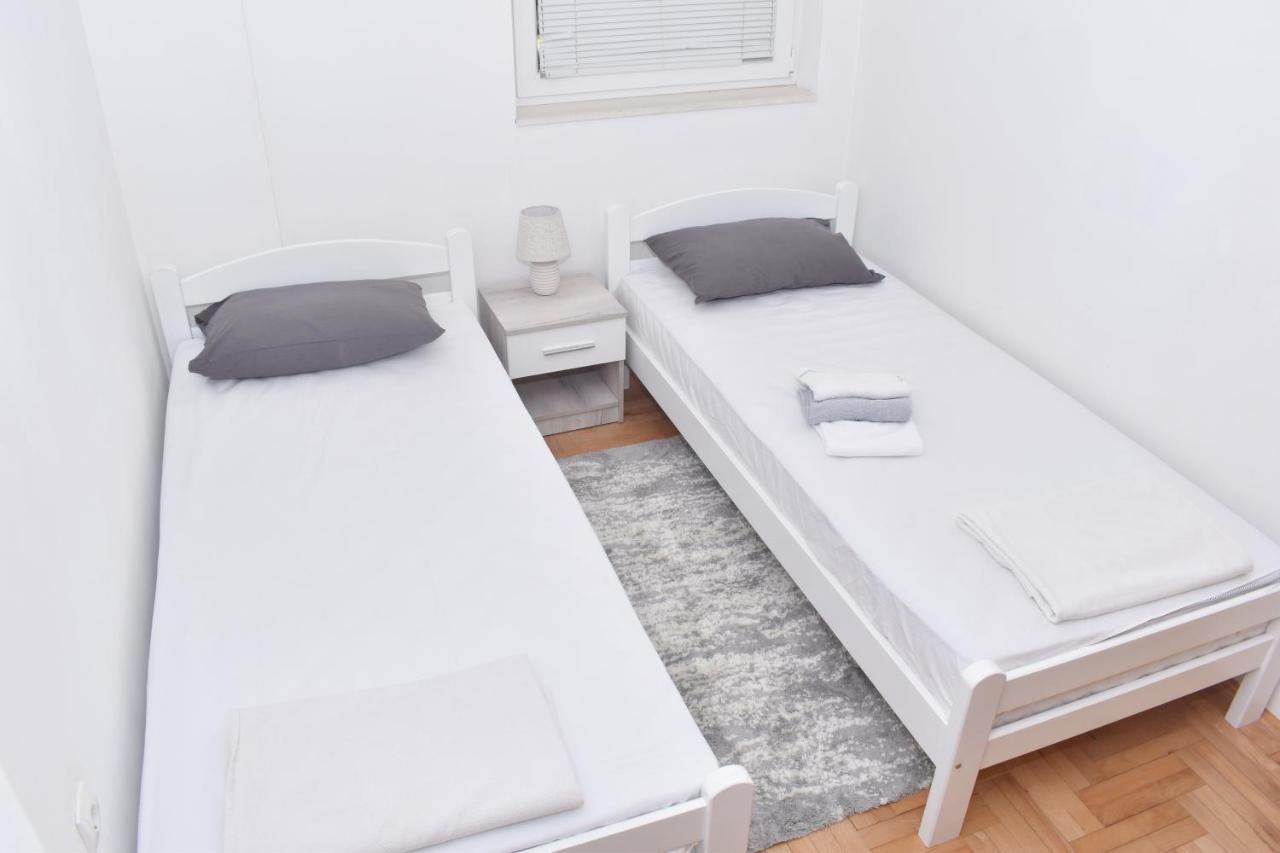 Apartman Pause 特雷比涅 外观 照片